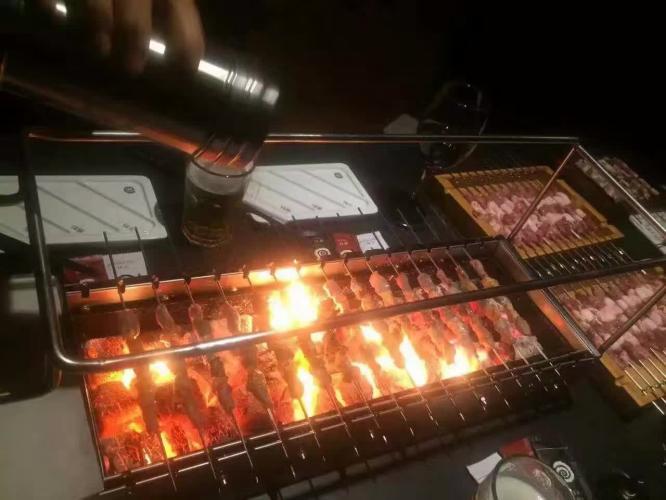 自動燒烤機,自動烤串機,自動電烤爐,自動燒烤爐,自動燒烤設(shè)備