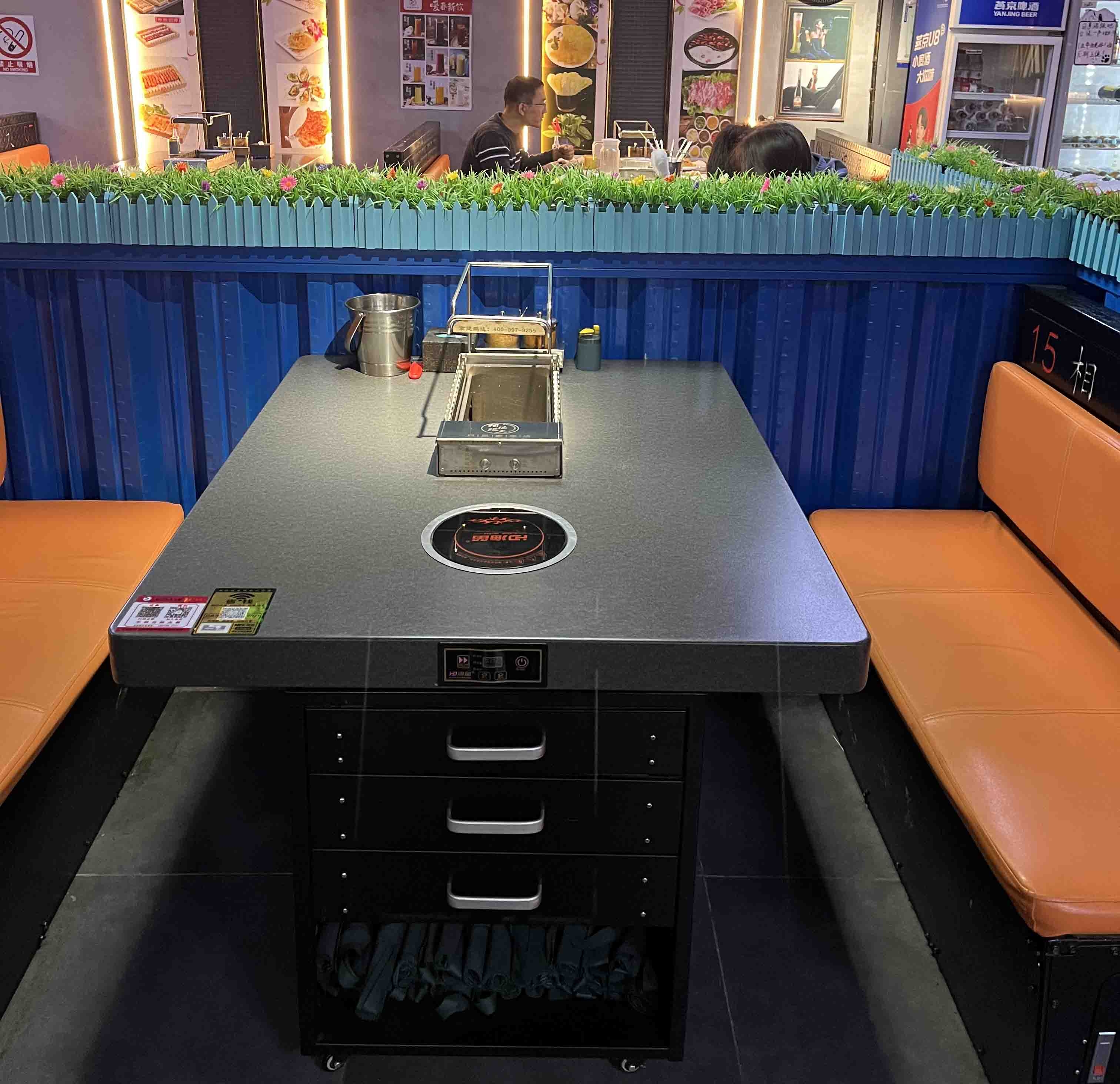 無需人工翻轉的無煙燒烤爐它的優點與價值